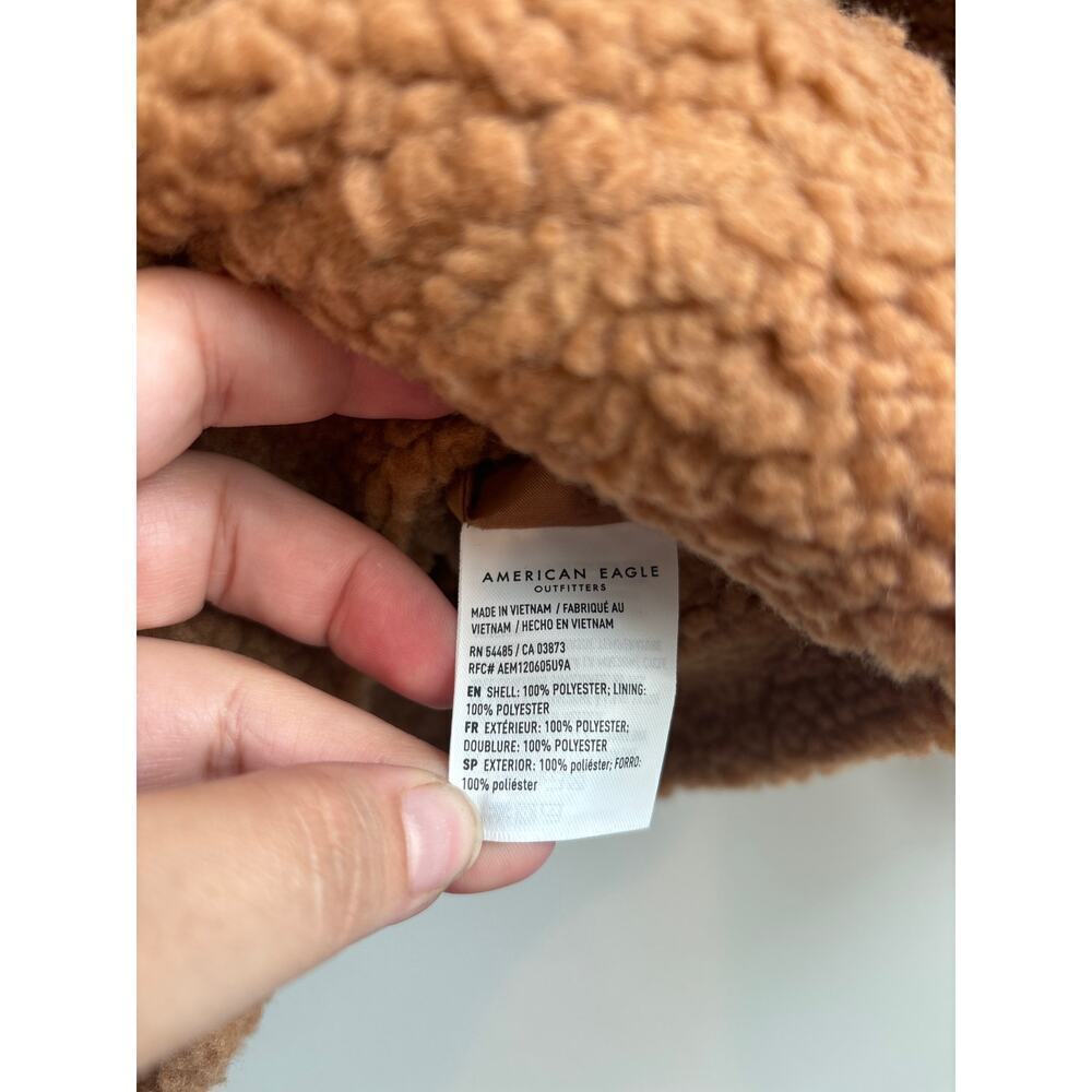 NWOT American Eagle Cropped Teddy Sherpa Jacket Brown Size XS - Picture 5 of 8